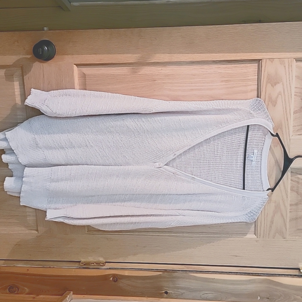 Cream long American eagle sweater
